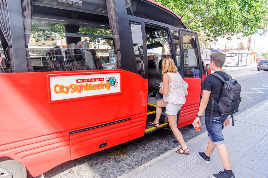 Malaga: City Sightseeing Hop-On Hop-Off Bus Tour - Routes and Timing: Red, Blue, and Green Like a Pro