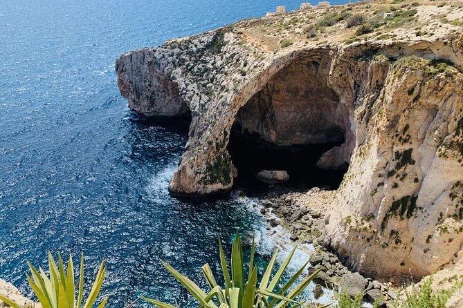 Malta Half Day Vintage Bus Tour - Pickup reality: what to expect before you roll
