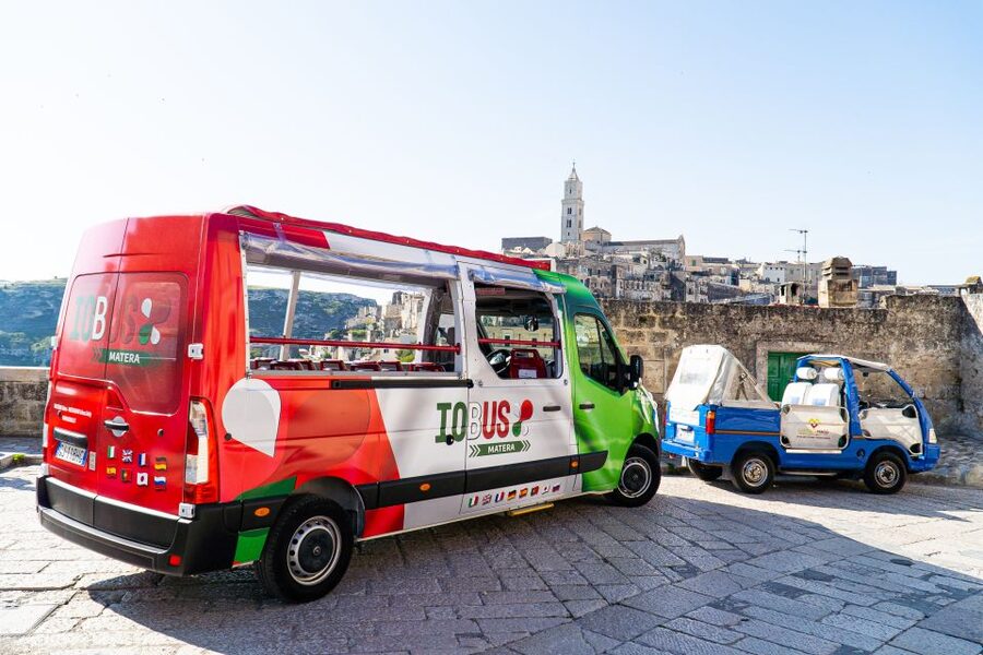 Matera: Open Top Bus Tour with Entrance to Casa Grotta - Piazza Vittorio Veneto: the heart of modern Matera