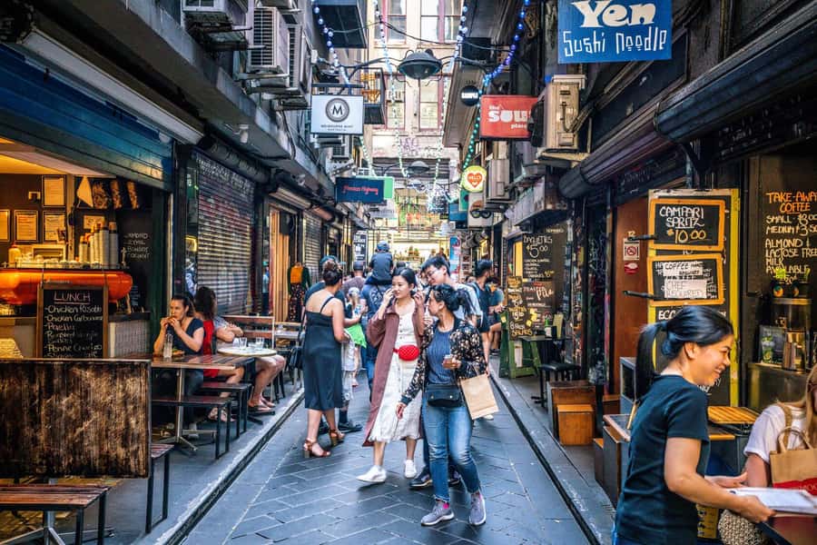 Melbourne: City Highlights, Suburbs & Laneways Bus Tour - Starting at Melbourne Arts Centre: find the bus fast
