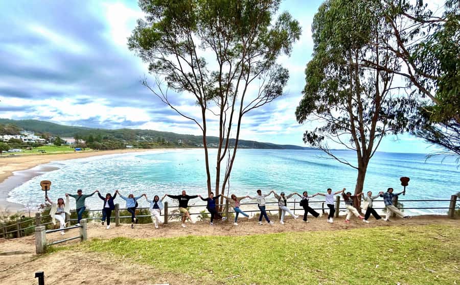 Melbourne Great Ocean Road Benz SmallGroup&LuxCoach BigGroup - Twelve Apostles National Park and Eastern View Memorial Arch photos