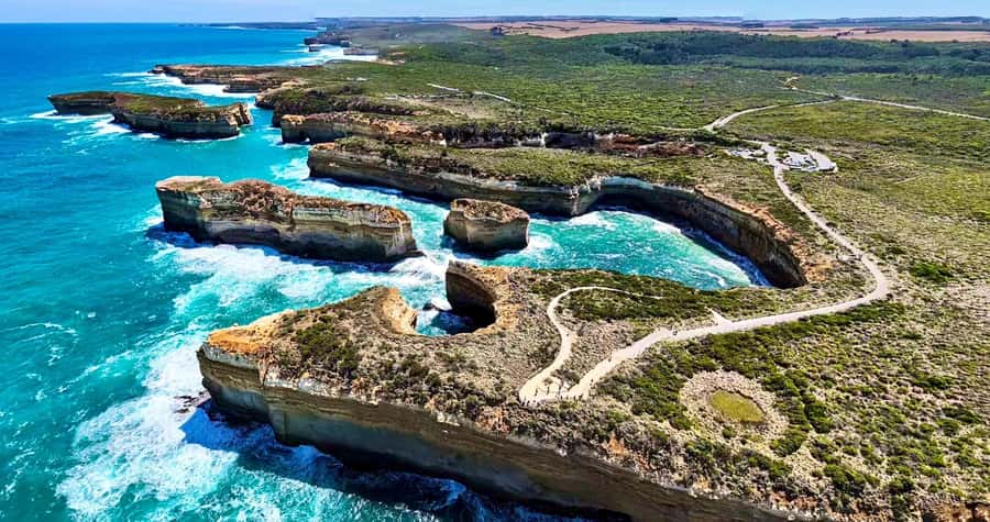 Melbourne Great Ocean Road Benz SmallGroup&LuxCoach BigGroup - Price and value: why $30 can still feel like a win