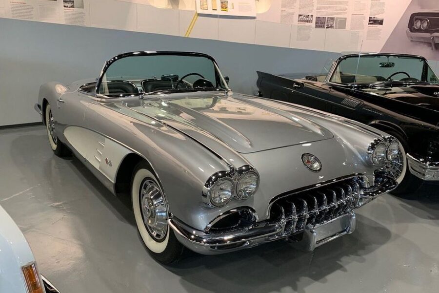 Memphis: City Discovery Bus Tour - Edge Motor Museum: American muscle-car history for the car-curious
