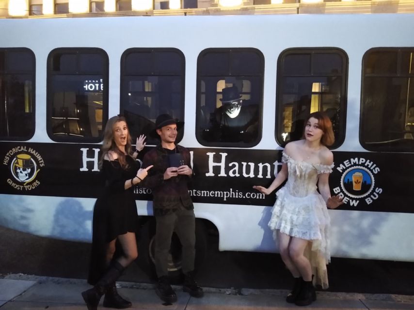 Memphis: Haunted Memphis Bus Tour - Finding The Broom Closet and settling into the ride