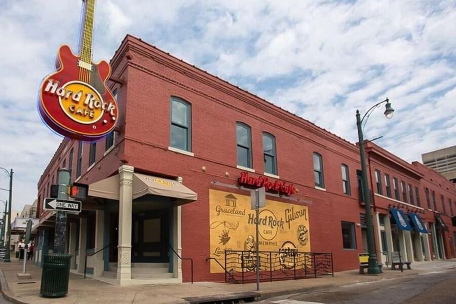 Memphis: Hop-On Hop-Off Sightseeing Bus Tour - Drivers and Audio: Why the People Running the Bus Matter