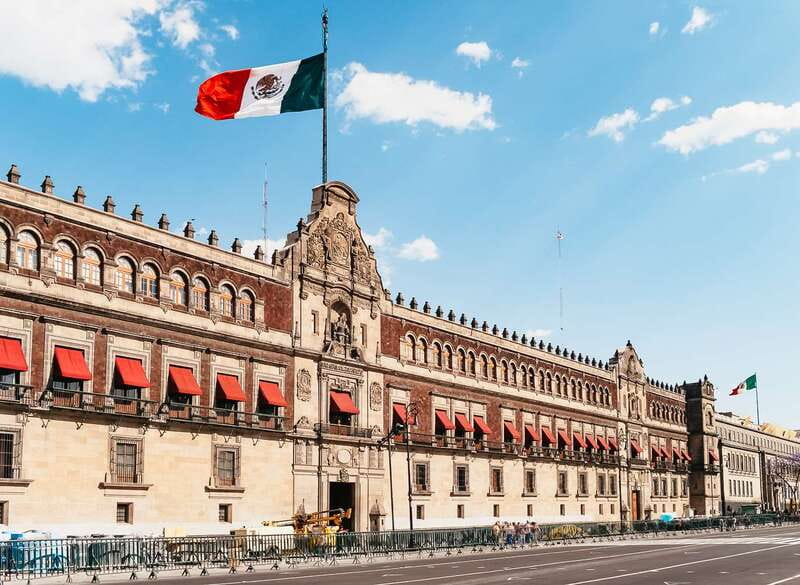 Mexico City: Hop-on Hop-off Bus Tour - Historic Downtown Route: From Auditorio to Zócalo and Antropología