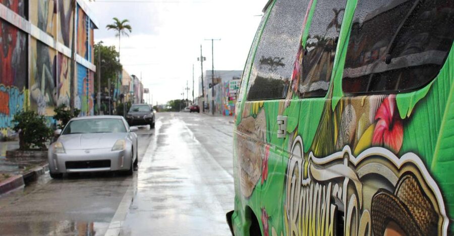 Miami: City Bus Tour with Downtown or Miami Beach Pickup - Pickup in downtown or Miami Beach: choosing the side of Miami you start on