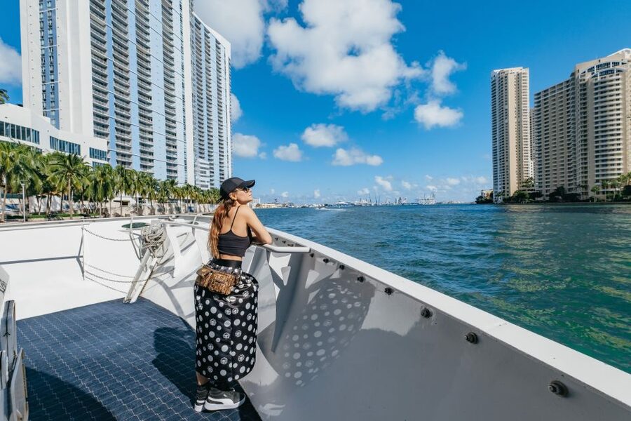 Miami: Panoramic Open-Top Bus Tour & Biscayne Bay Cruise - Where you meet: 1680 Washington Ave and the Soundscape Park voucher spot