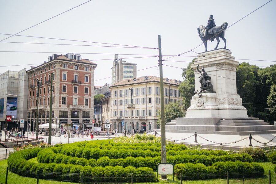 Milan: City Sightseeing Hop-On Hop-Off Bus with Audio Guide - Key highlights at a glance