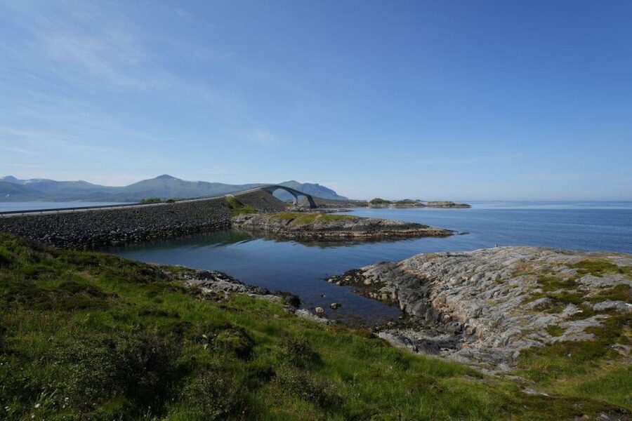Molde: Atlantic Ocean Road & Varden Audio Guide Bus Tour - Key things to know before you go