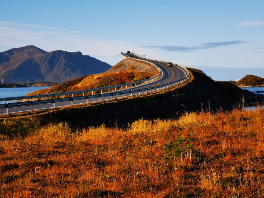 Molde: Atlantic Ocean Road & Varden Audio Guide Bus Tour - Molde to Atlantic Ocean Road: why this 3.5-hour loop works