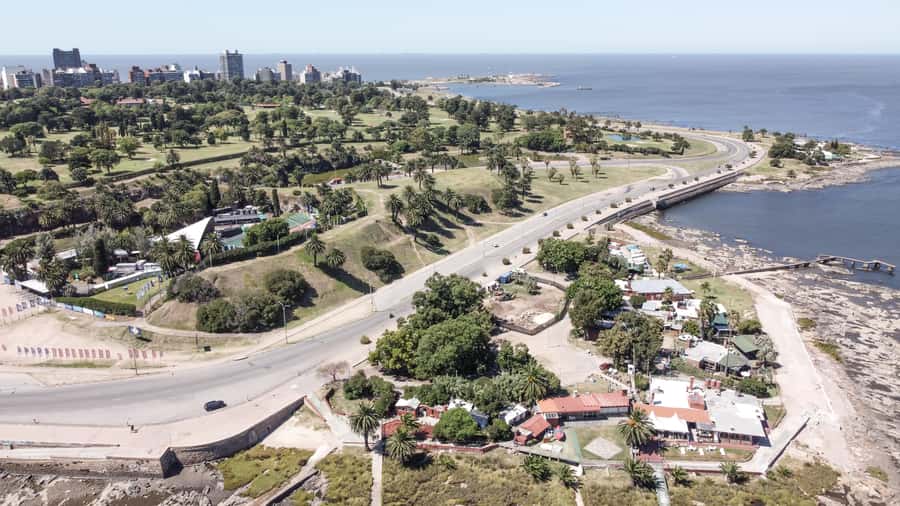 Montevideo: Sightseeing Hop-On Hop-Off Bus Tour - A smart 24-hour ticket plan that saves your legs