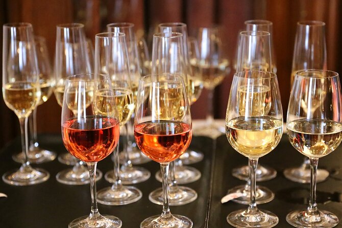 Mornington Peninsula Winery Bus Tour including lunch with a glass of wine - Price and value: $139.86 includes more than tastings