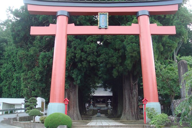 Mt. Fuji and Hakone 1 Day Bus Tour + Kimono Experience - Lunch at Tabi no Eki Kawaguchiko: flexible, not included