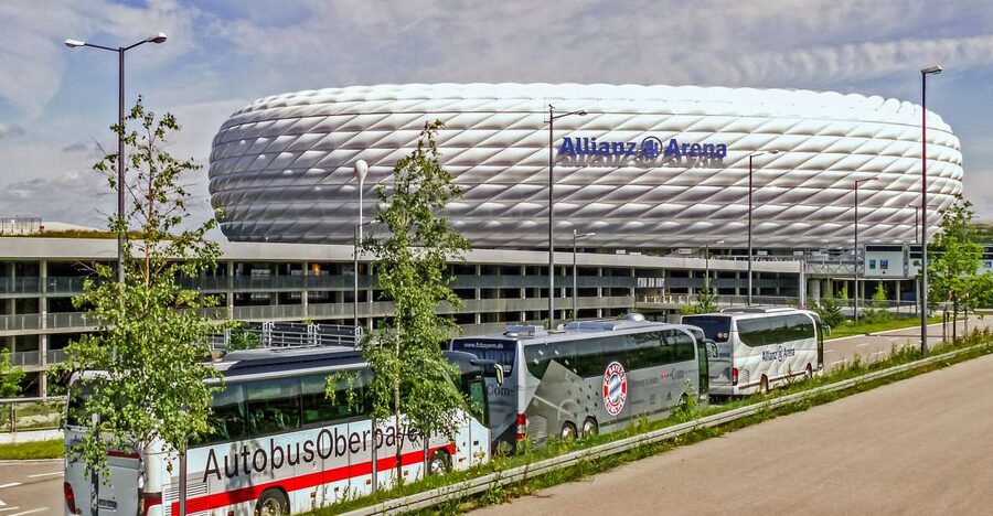 Munich: City Bus Tour & FC Bayern Munich Allianz Arena Tour - Meeting at Stachus: The Central Starting Point That Keeps Your Day Simple