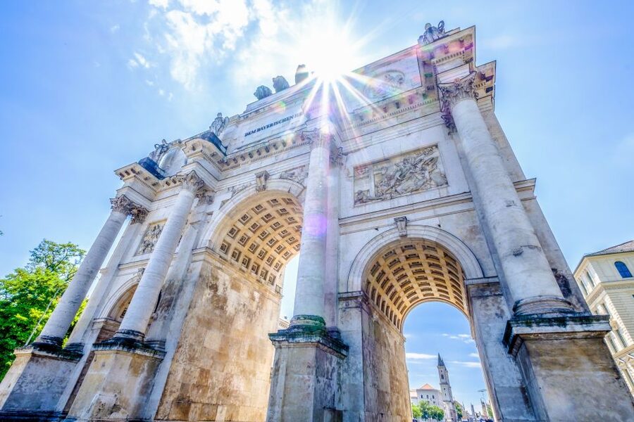 Munich Hop-On Hop-Off Tour: 1-Day or 2-Day Ticket - Weather and comfort: upper deck value when the sky cooperates
