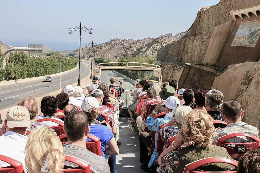 Muscat: Big Bus Hop-On Hop-Off Sightseeing Tour - Key Points You’ll Appreciate On Day One