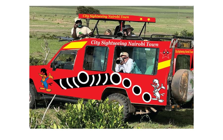 Nairobi: Hop on Hop off and Maasai market Collections Visit - What kind of traveler should book this?