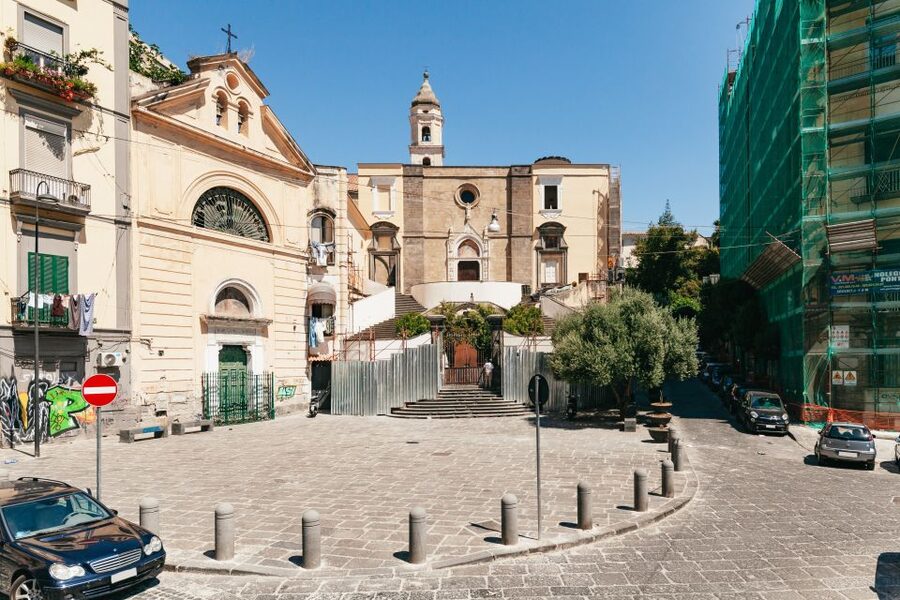 Naples: Hop-on Hop-off Bus Tour 24-Hour Ticket - Getting the most out of your seats, audio, and Wi‑Fi