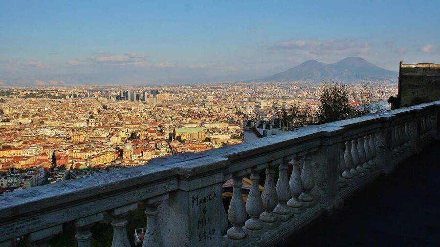 Naples: Hop-On-Hop-Off Bus Tour of Naples - Where You Start: Molo Angioino and the First Hour Choices