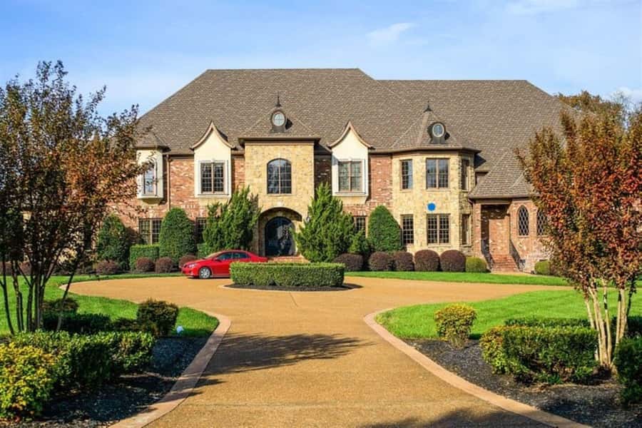 Nashville: Homes of the Stars Narrated Bus Tour - Celebrity Names You Might Spot: Taylor Swift and More