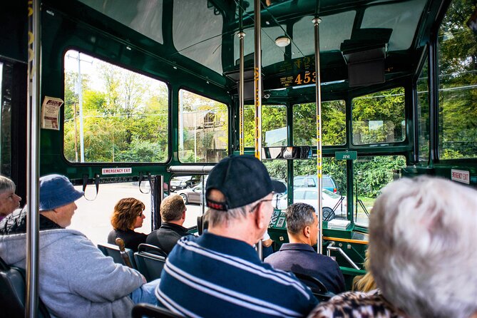 Nashville: Hop-on Hop-off Trolley Tour - Why this trolley works better than chasing Nashville by car