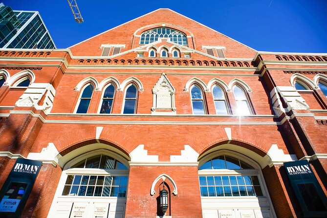 Nashville: Hop-on Hop-off Trolley Tour - Guide energy: why the narration makes the stops stick