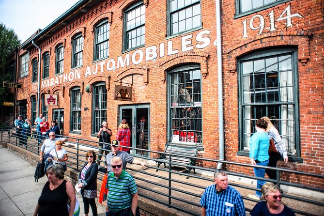 Nashville: Hop-on Hop-off Trolley Tour - Comfort, weather, and the practical seat reality