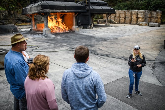 Nashville to Jack Daniel's Distillery Bus Tour + Whiskey Tastings - Lynchburg downtime and the downtown square stops