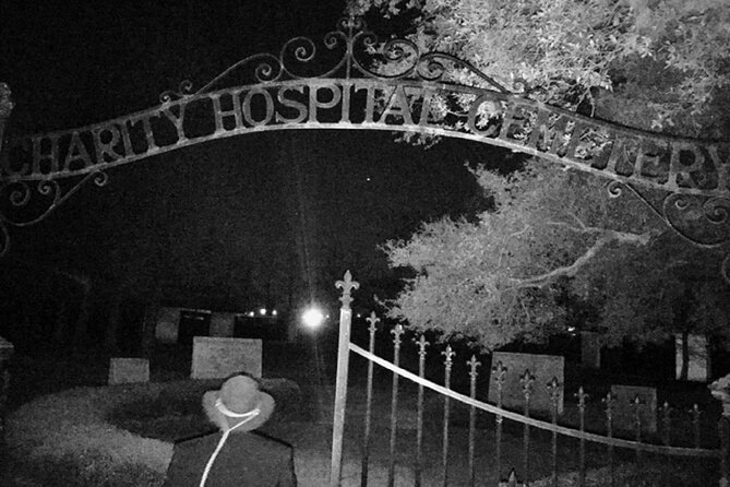 New Orleans Cemetery and Paranormal Investigation Bus Tour - Booking Your New Orleans Cemetery Night: Should You Book This Tour?