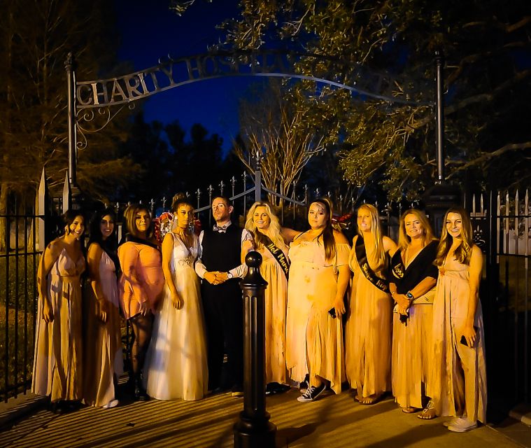 New Orleans: Cemetery Bus Tour At Dark with Exclusive Access - A 2-hour New Orleans cemetery tour at night makes sense