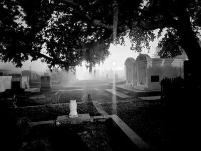 New Orleans: Cemetery Bus Tour At Dark with Exclusive Access - Meeting at the French Quarter and grabbing something before you go