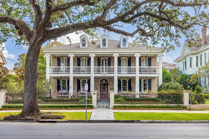 New Orleans Hop-On Hop-Off and Garden District Walking Tour - Key highlights at a glance