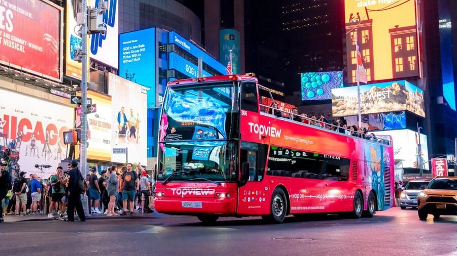 New York City: Discover Pass with Hop-on Hop-off Bus Tour - Museum Stops Included: City of New York and the Skyscraper Museum