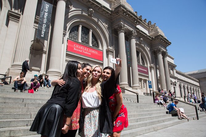 New York City Gossip Girl TV Show Sites Bus Tour - Key moments worth your attention