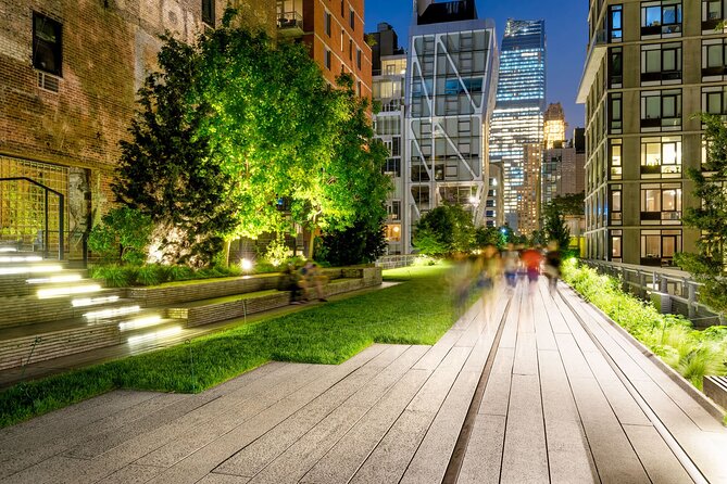 New York City Holiday Lights Tour - The High Line Walk: Green Space With a Backstory