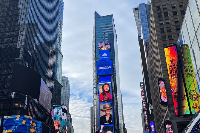 New York City Sightseeing Bus Tour and Boat Ride - Midtown by Bus: Times Square, Macy’s, and Neighborhood Pass-Throughs