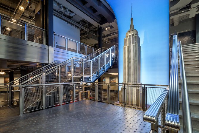 New York: Empire State & 48-hour Hop-on Hop-off Tour - Comfort and onboard tech: Wi‑Fi, digital audio, and how to handle problems