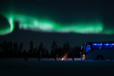Northern Lights Big Bus Chase with Chasing Lights - The Team Behind the Night: Guides, Drivers, and Photo Focus