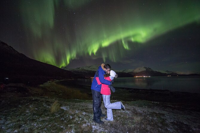 Northern Lights Big Bus Chase with Free Photos - The “chase” mindset: why a bus tour helps your aurora odds