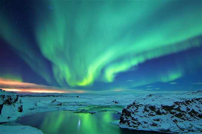 Northern Lights Bus Tour from Reykjavik with Hot Chocolate - What you’ll see (and what you might not): the honest aurora expectations