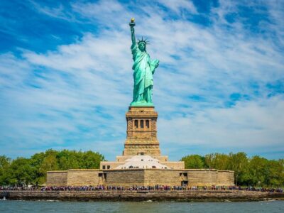 NY: Statue of Liberty, Empire State, and Hop-on Hop-off Tour - Empire State Building entry: the view is the point, but timing is the trap