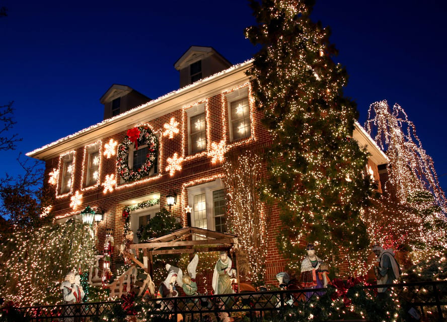 NYC: Dyker Heights and NYC Holiday Lights Luxury Bus Tour - One World Trade Center and the harbor: where the night turns meaningful