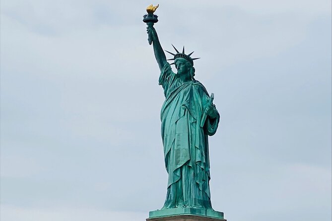 NYC: Empire State, Statue of Liberty, & Hop-on Hop-off (Save 25%) - Downtown Manhattan loop: classic landmarks you can actually connect