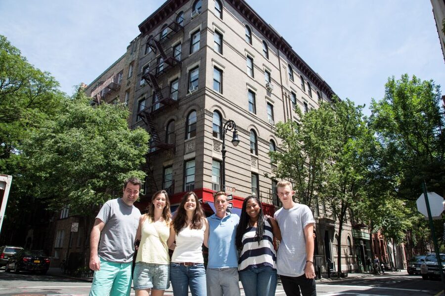 NYC TV & Movie Locations Bus Tour – Friends, Seinfeld & More - Key things I’d watch for before you go
