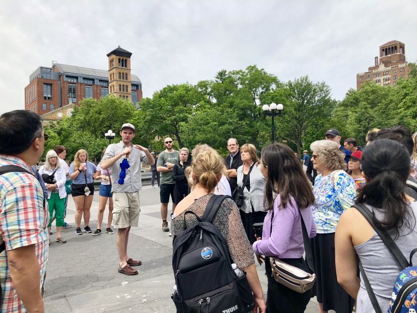 NYC TV & Movie Locations Bus Tour – Friends, Seinfeld & More - How the NYC TV & Movie Locations bus tour actually feels