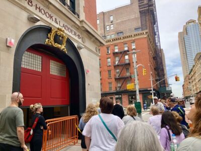 NYC TV & Movie Locations Bus Tour – Friends, Seinfeld & More - The big filming sites: Ghostbusters, Friends, Daily Bugle, and Fifth Avenue