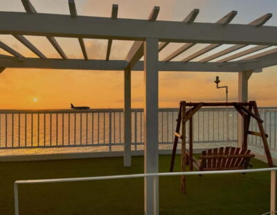 Okinawa: Tropical Dream , Ryukyu Mura, Banta Cafe Bus Tour - No live bus guide: how the smartphone audio really works