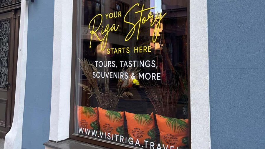 Old Riga Heated E-Bus Tour with Audio Guide & Mulled Wine - Who This Tour Suits Best (And Who Might Not)