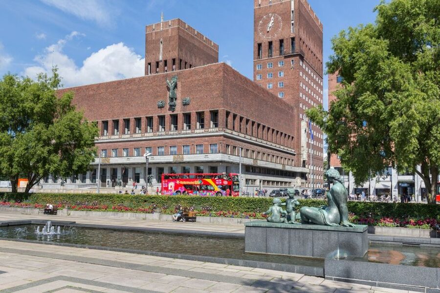 Oslo: City Sightseeing Hop-On Hop-Off Bus Tour - Where you board: Nationaltheatret and the stop network across Oslo